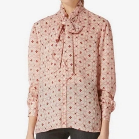 Avec Les Filles Pussy Bow Tie Neck Printed Blouse - Picture 9 of 10